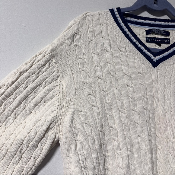 Vintage Tommy Hilfiger Off-White Cable Knit V-Neck Sweater Women’s Size Large - Picture 6 of 14